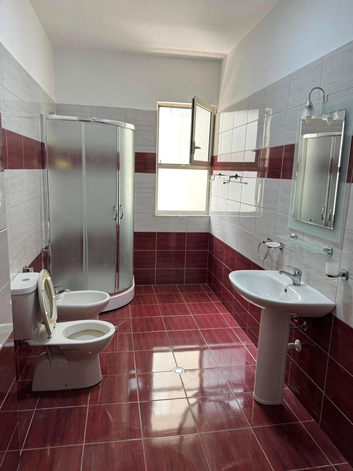 Shkodra Apartments Buitenkant foto