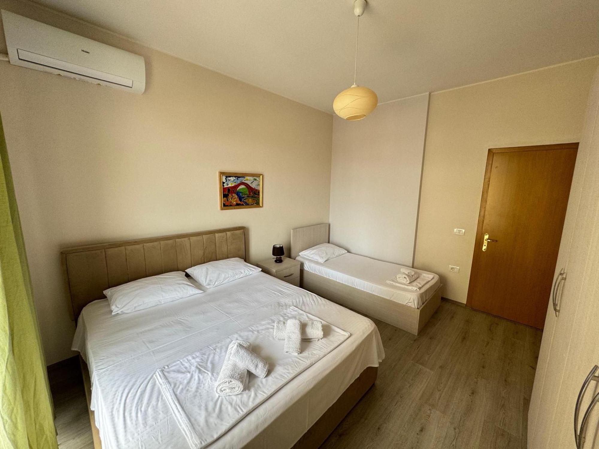 Shkodra Apartments Buitenkant foto