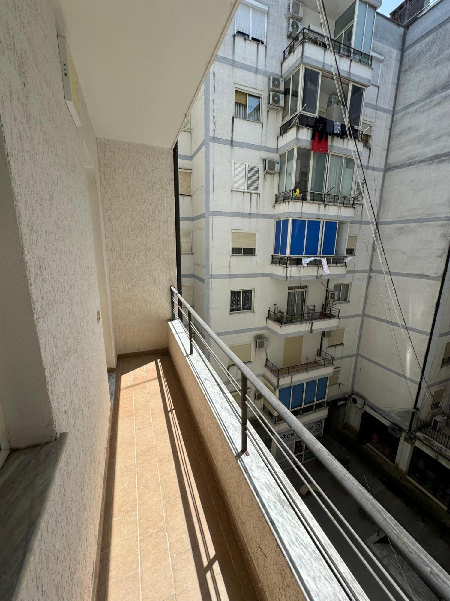 Shkodra Apartments Buitenkant foto